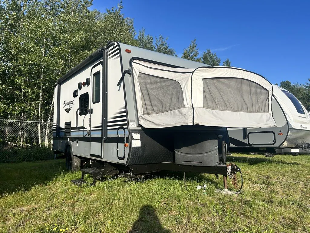 2018 Forest River Surveyor Legend 191T - Photo 2