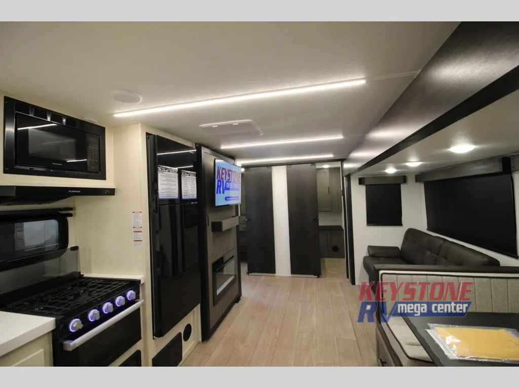 2026 Forest River Cherokee Alpha Wolf 29DCB, Photos photo 42