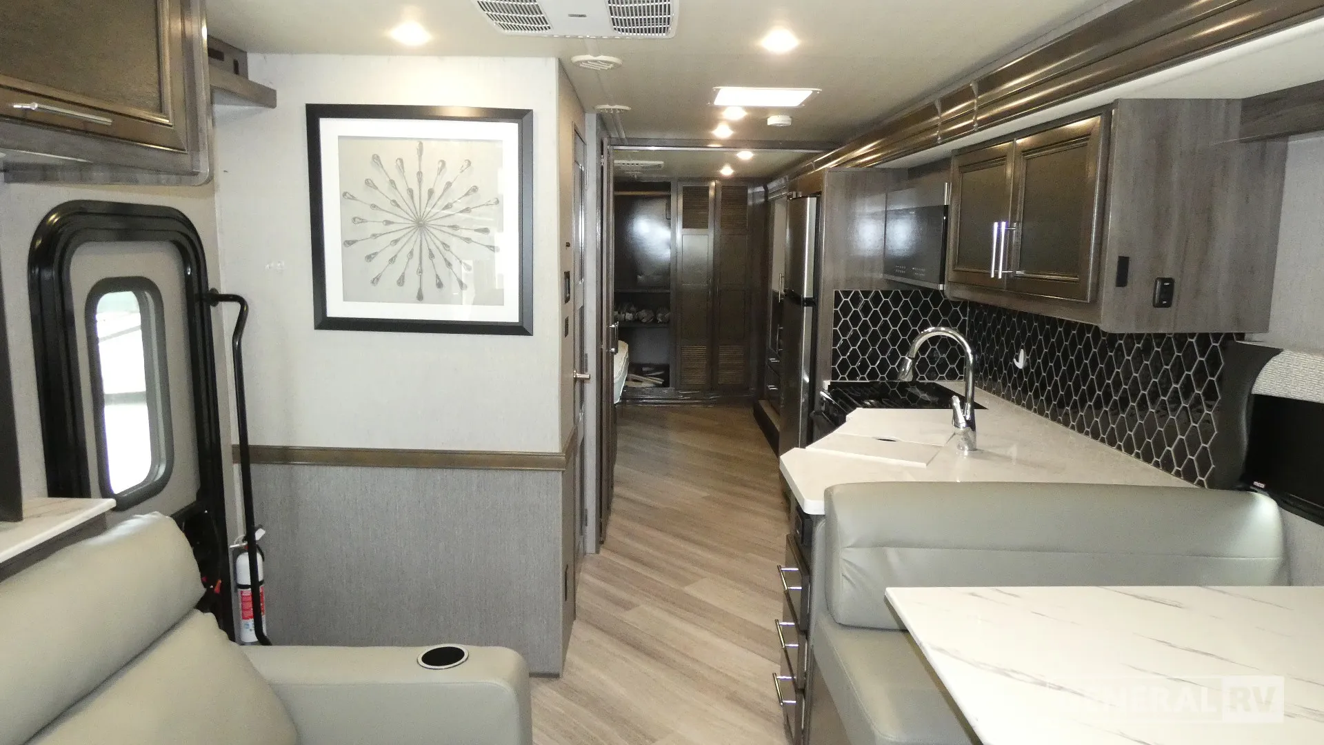 2022 Fleetwood Fortis 32RW - Photo 3