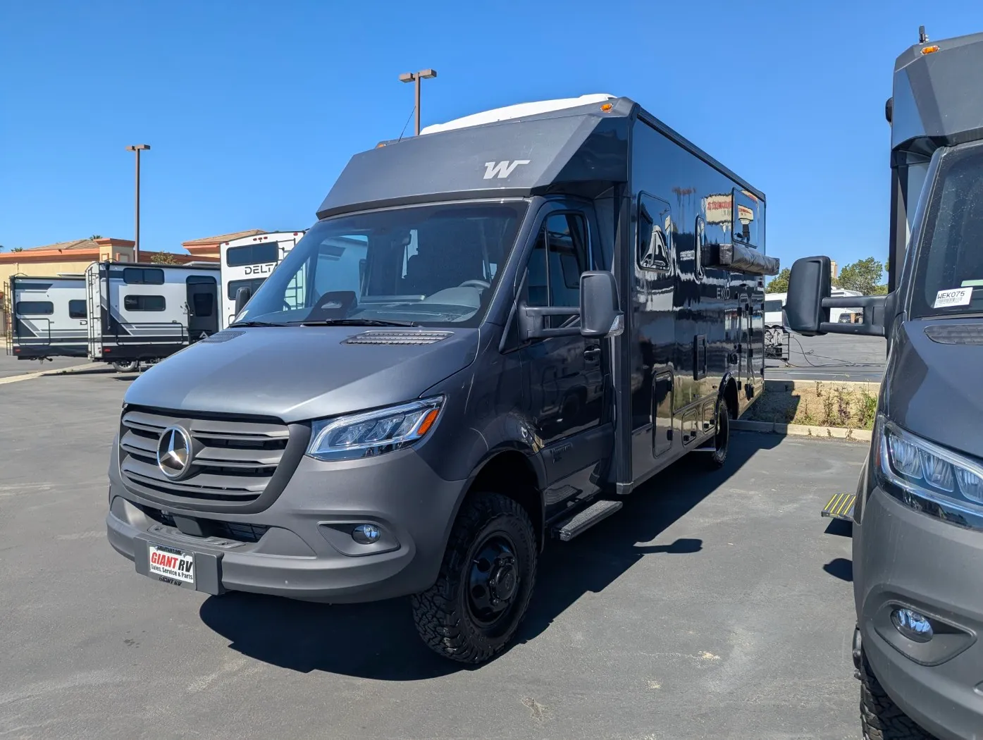 2027 Winnebago EKKO 23B - Photo 4