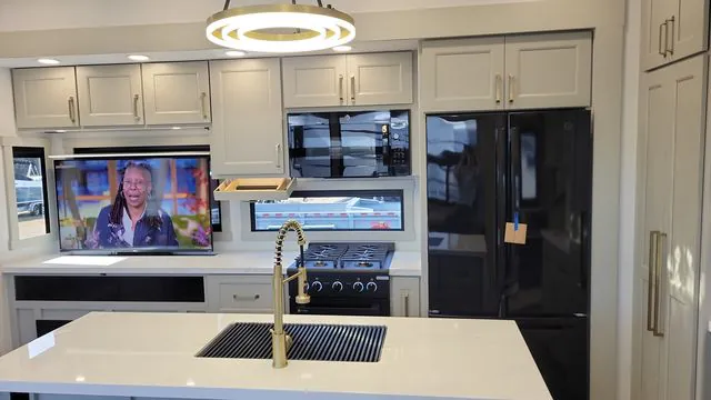 2025 Brinkley Model G 4100 - Photo 3