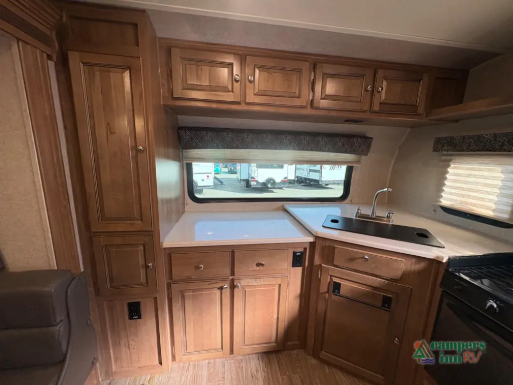 2018 Forest River Flagstaff Micro Lite 25FKS, Photos photo 18