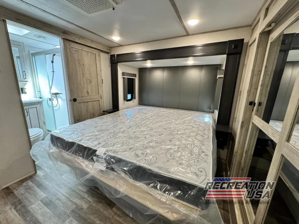2023 Keystone Avalanche 390DS, Photos photo 43