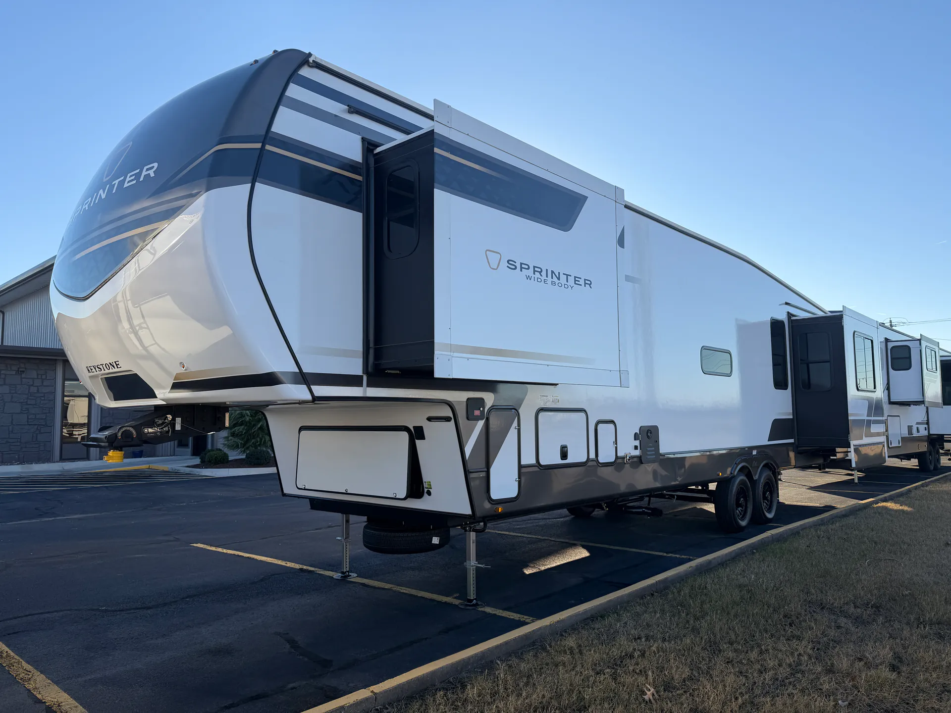 2026 Keystone Sprinter 3520RDS - Photo 4
