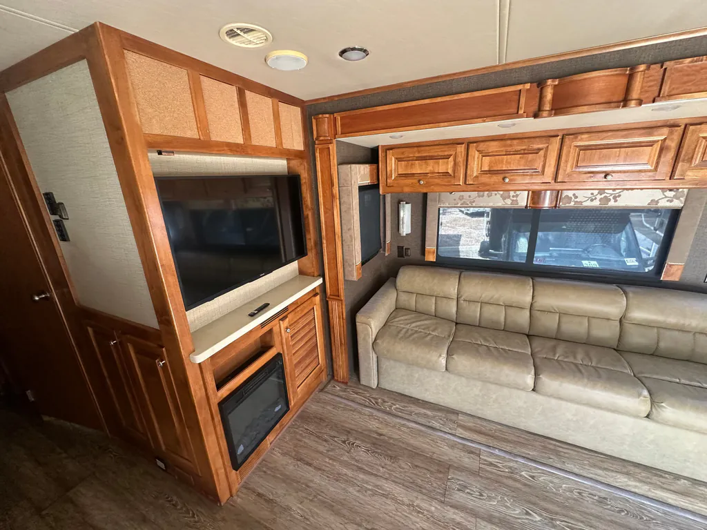 2016 Tiffin Open Road Allegro 34 PA, Photos photo 47