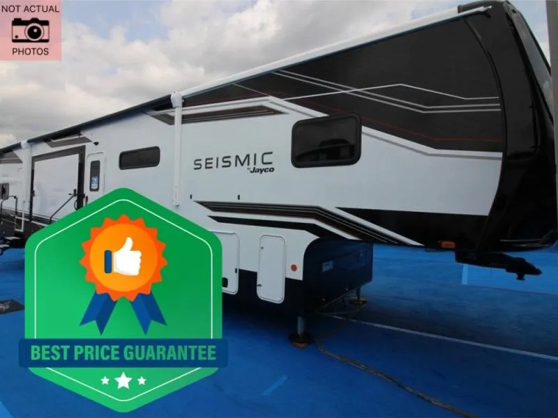 2026 Jayco Seismic 413 - Photo 2