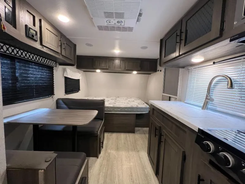 2021 Shasta Shasta 18BH - Photo 3