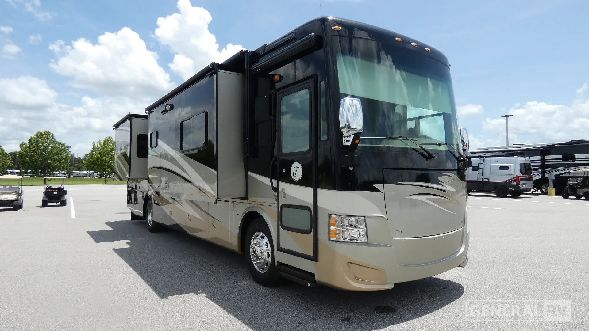 2013 Tiffin Allegro RED 38QRA - Photo 2