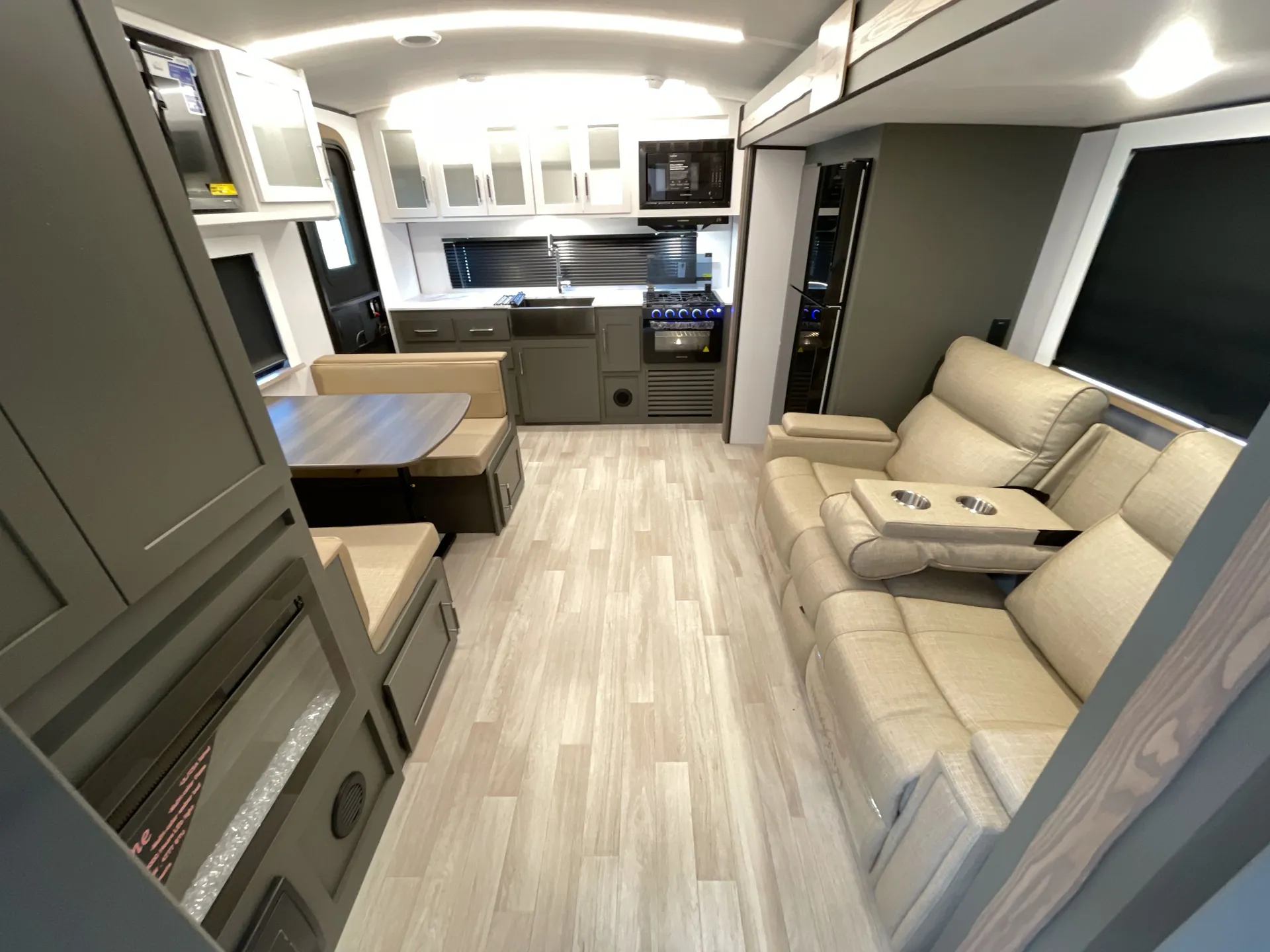 2026 Keystone Bullet Crossfire 245RKS — living area main
