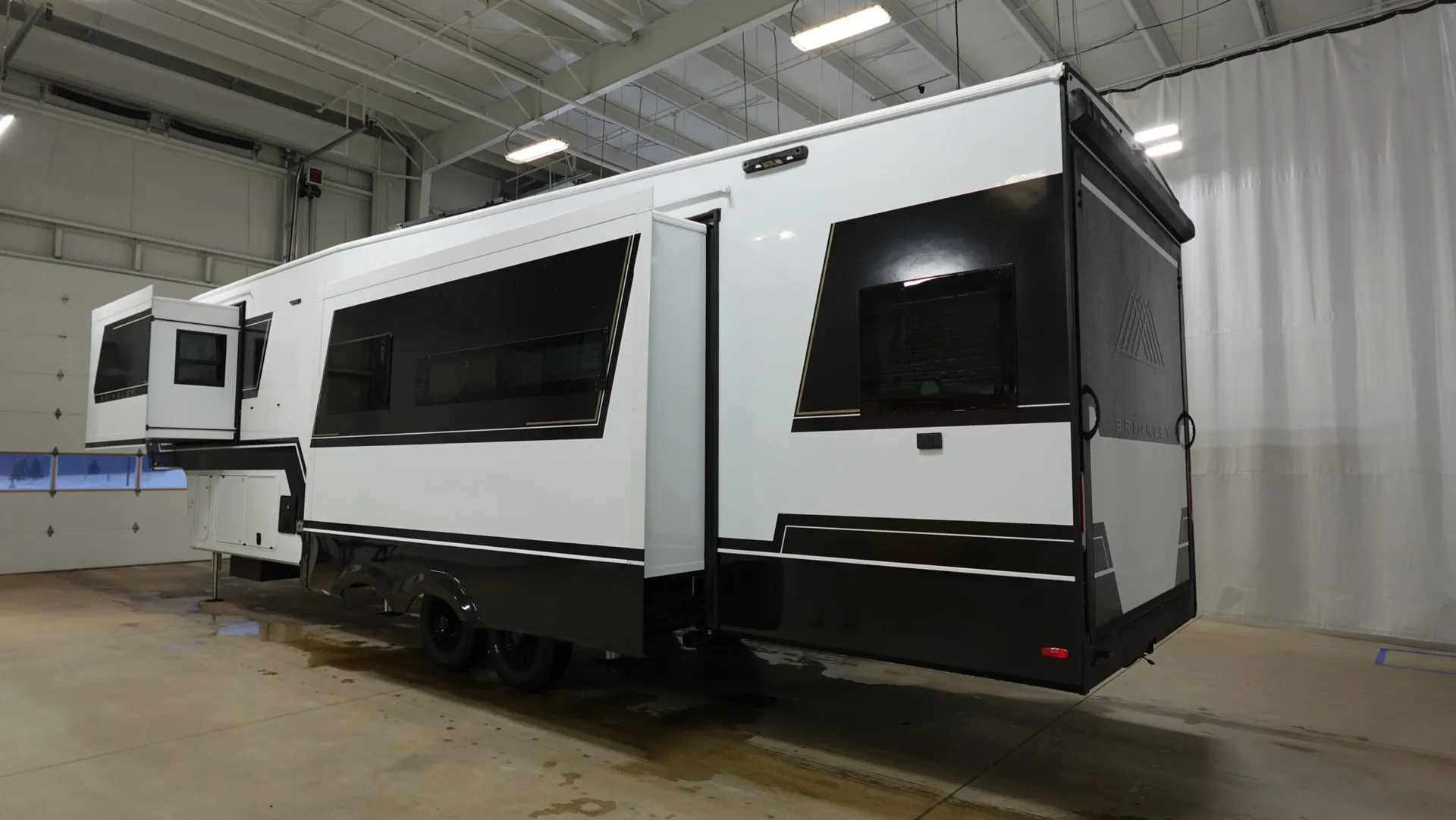 2026 Brinkley Model Z 3420 - Photo 4
