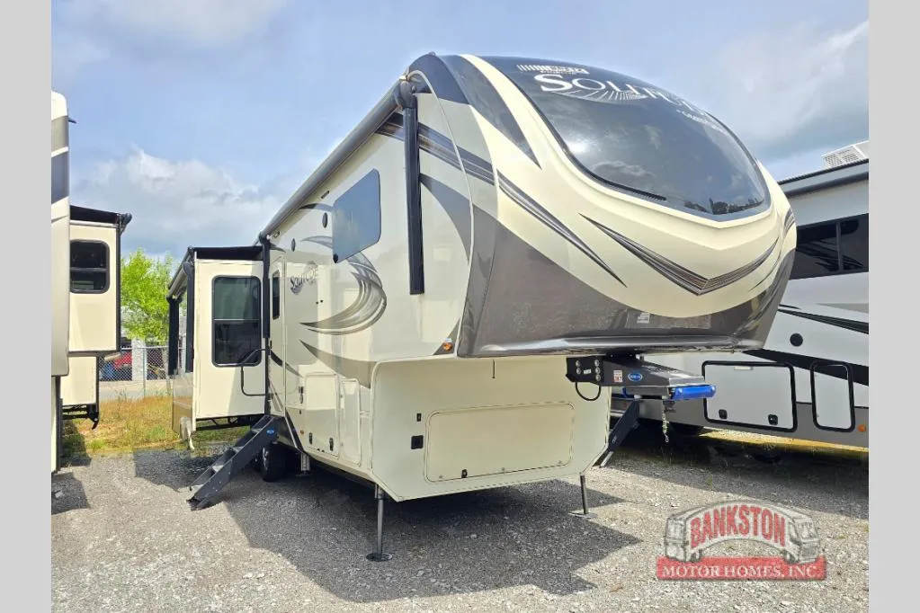 2021 Grand Design Solitude 310GK - Photo 2