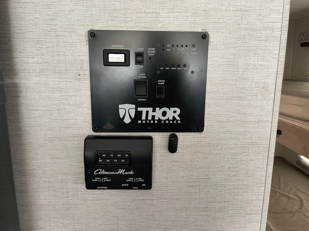 2024 Thor Motor Coach Freedom Traveler A32, Photos photo 20