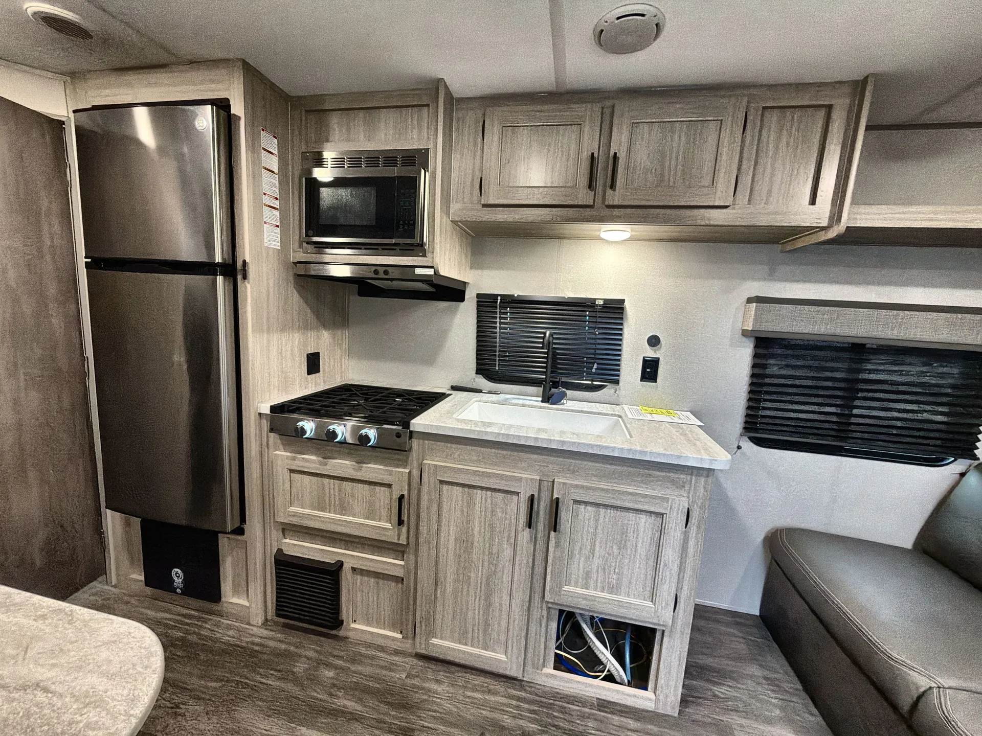 2024 Forest River Aurora Light 26BH — living area main