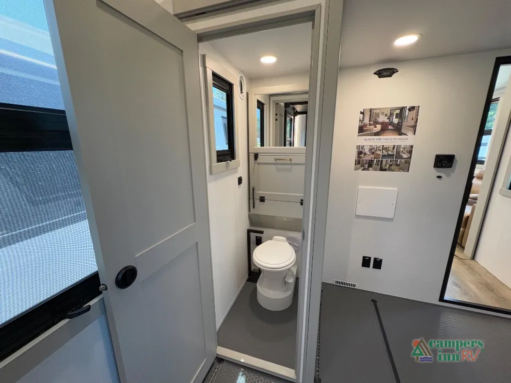 2026 Brinkley Model G 4100, Photos photo 38