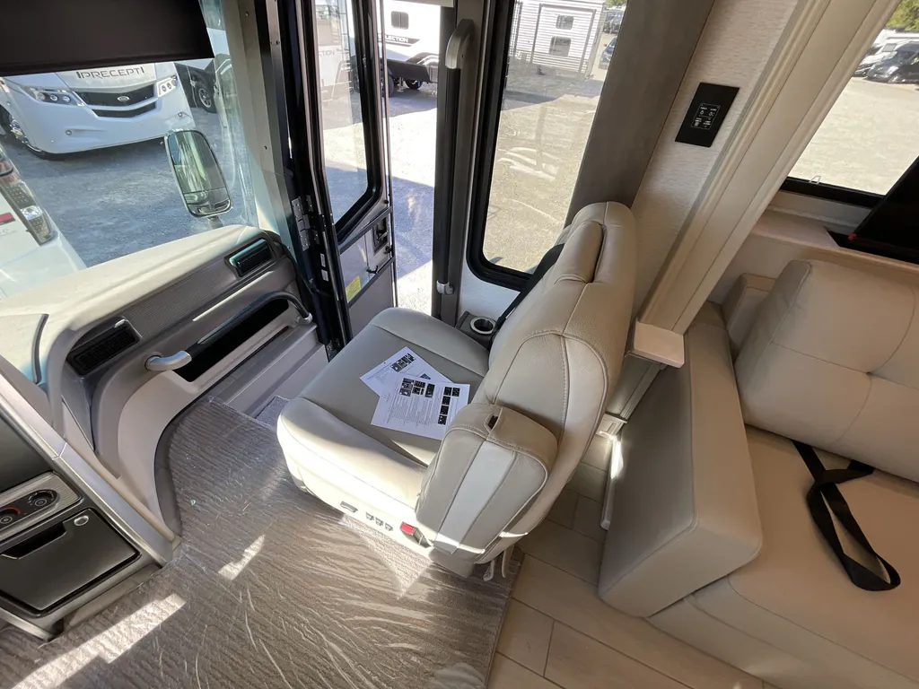 2026 Entegra Coach Aspire 44D, Photos photo 28