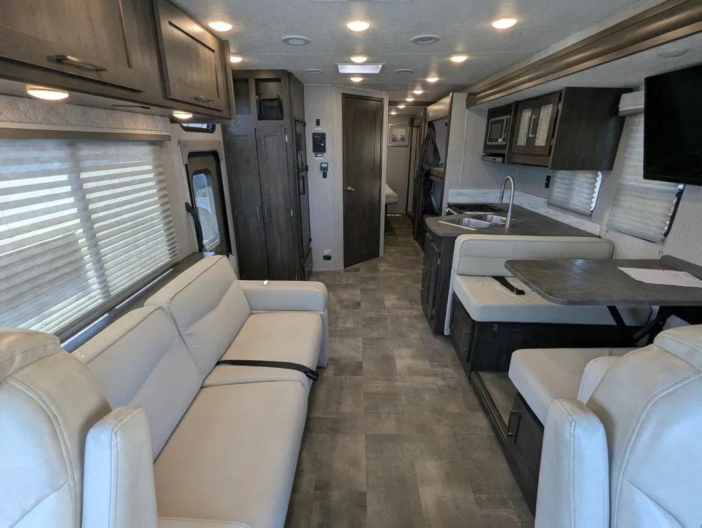 2023 Coachmen Pursuit 31BH, Photos photo 11