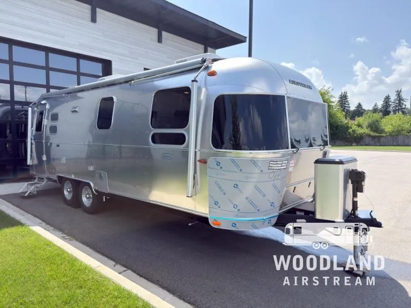 2026 Airstream Globetrotter 27FB - Photo 2