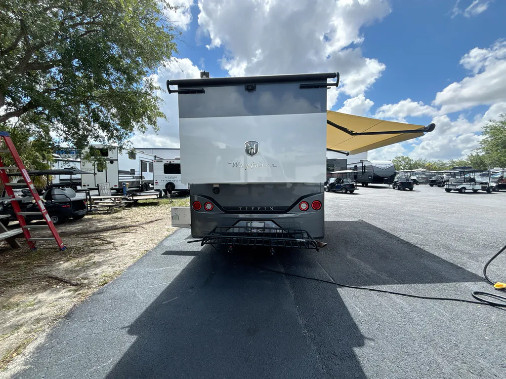 2019 Tiffin Wayfarer 25 QW, Photos photo 8