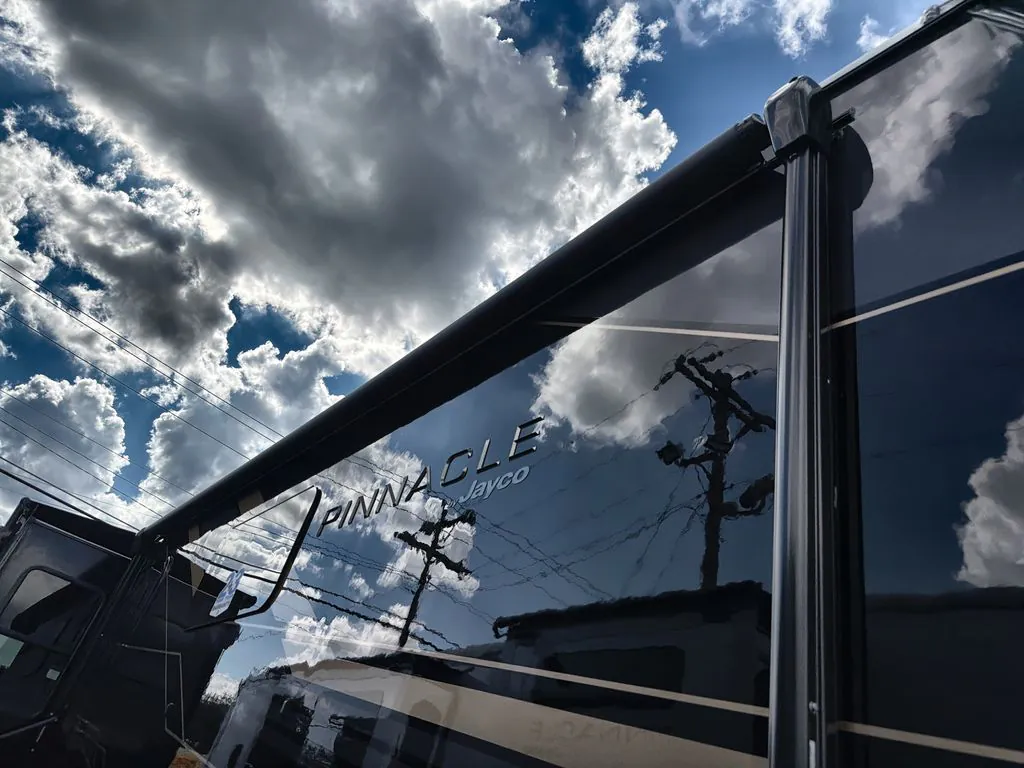 2027 Jayco Pinnacle 36FBTS, Photos photo 13