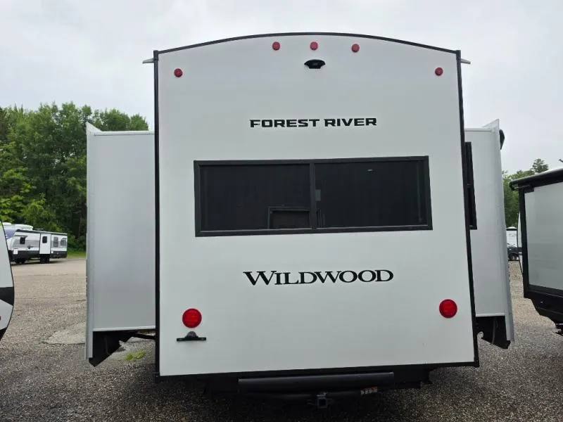 2027 Forest River Wildwood Heritage Glen 321DRL - Photo 4