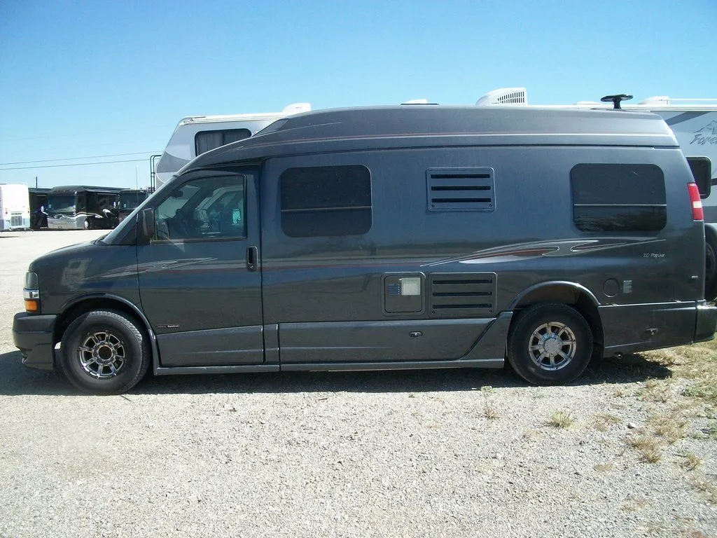 2015 Roadtrek 210 Popular - Photo 4
