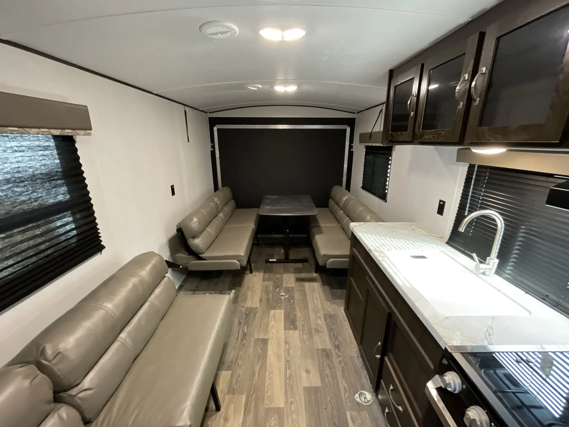 2020 Keystone Springdale 27TH — living area main