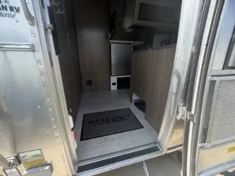 2022 Airstream Caravel 22FB - Photo 4