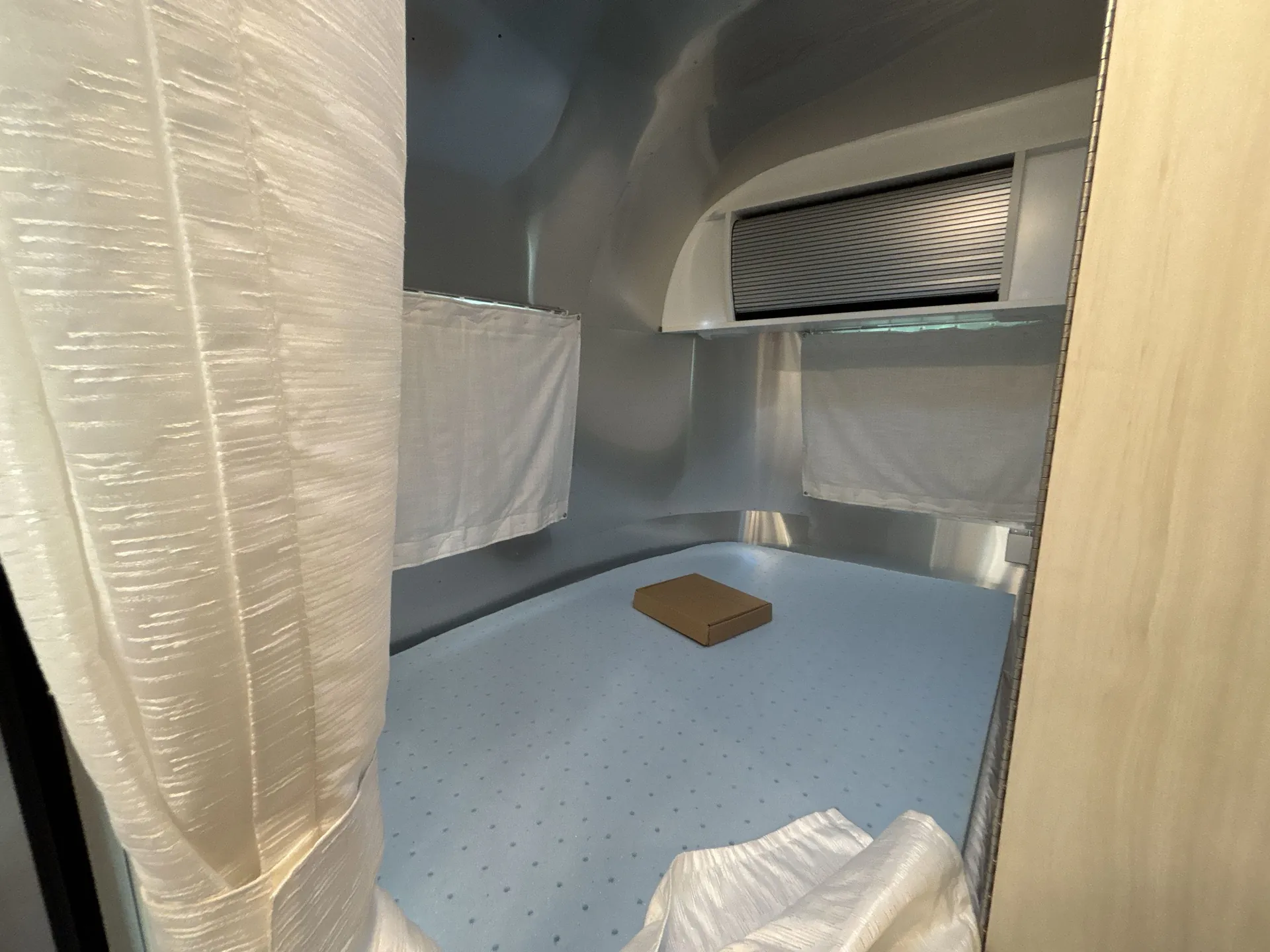 2021 Airstream Bambi 19CB — living area main
