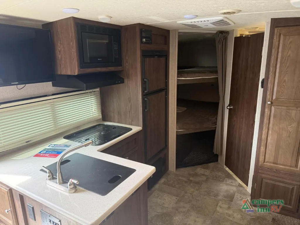 2018 Forest River Flagstaff Micro Lite 25BRDS, Photos photo 15