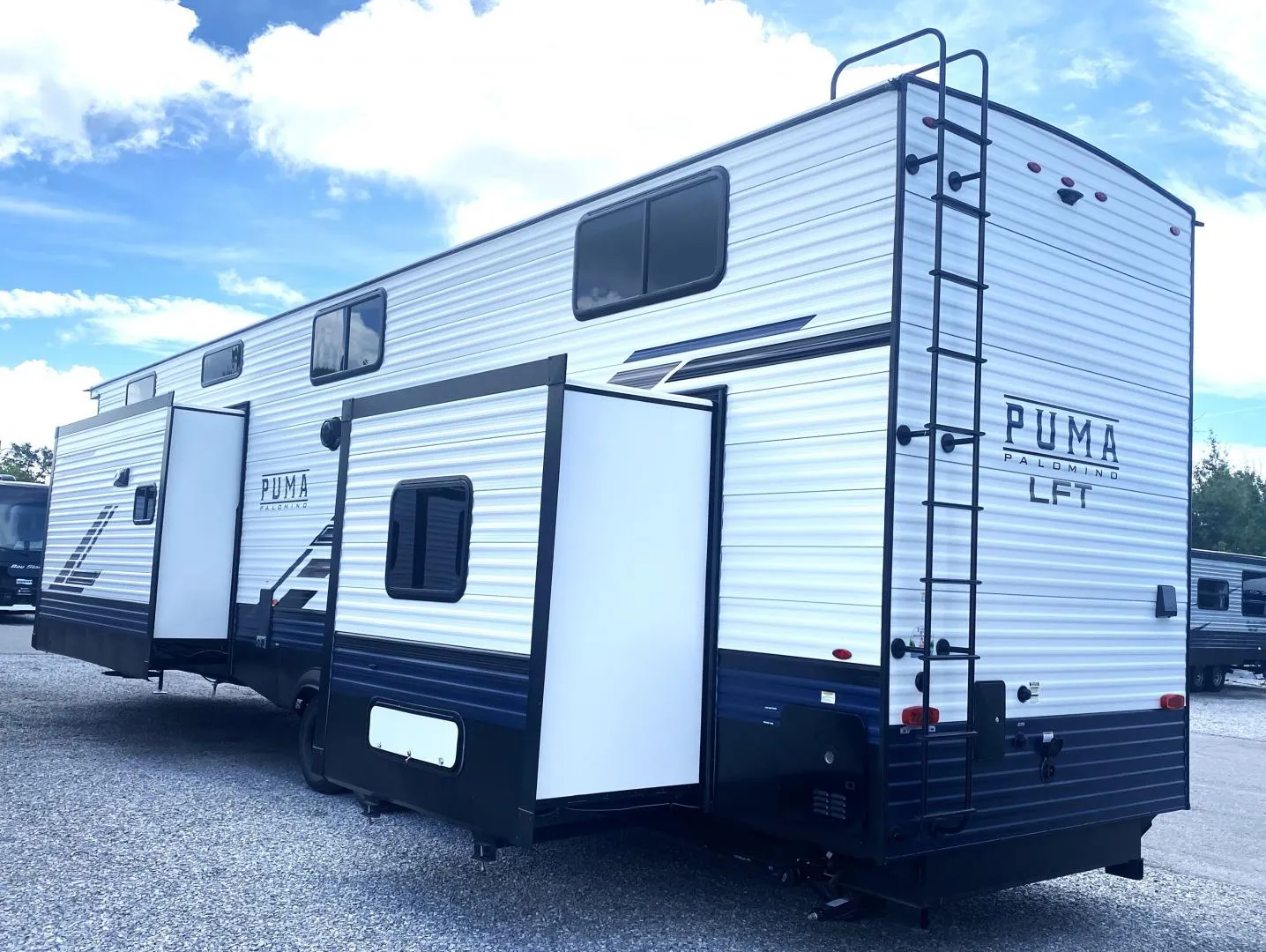 2024 Forest River Puma Vista 402LFT - Photo 4