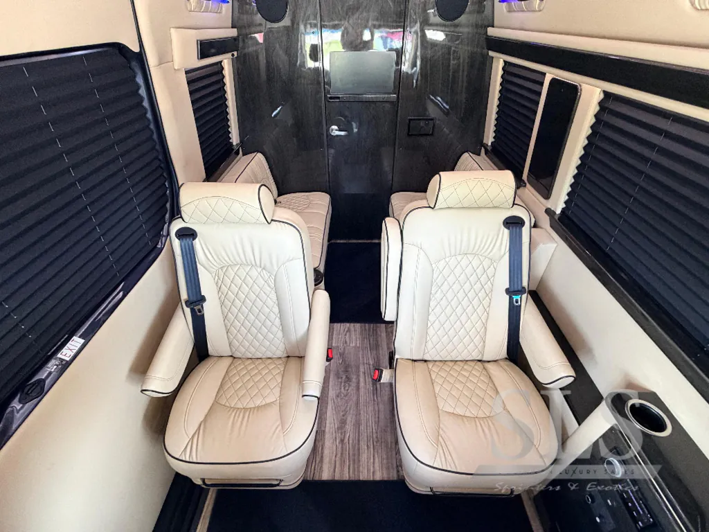 2024 Midwest Automotive Designs Luxe Cruiser D4, Photos photo 22