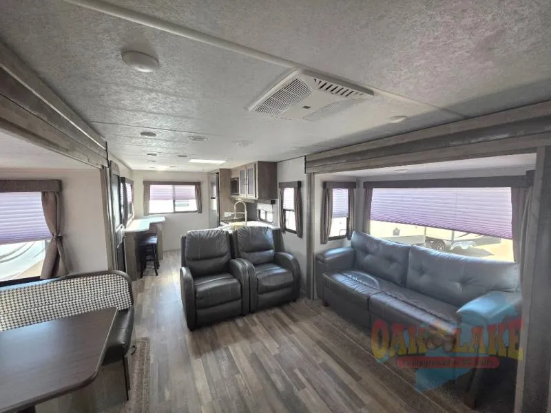 2020 Forest River RV Vibe 33RK - Photo 3