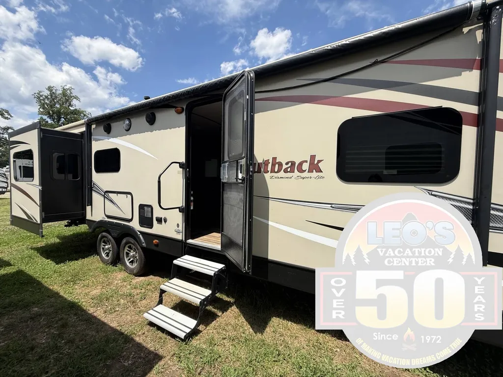 2016 Keystone Outback 298RE, Photos photo 14
