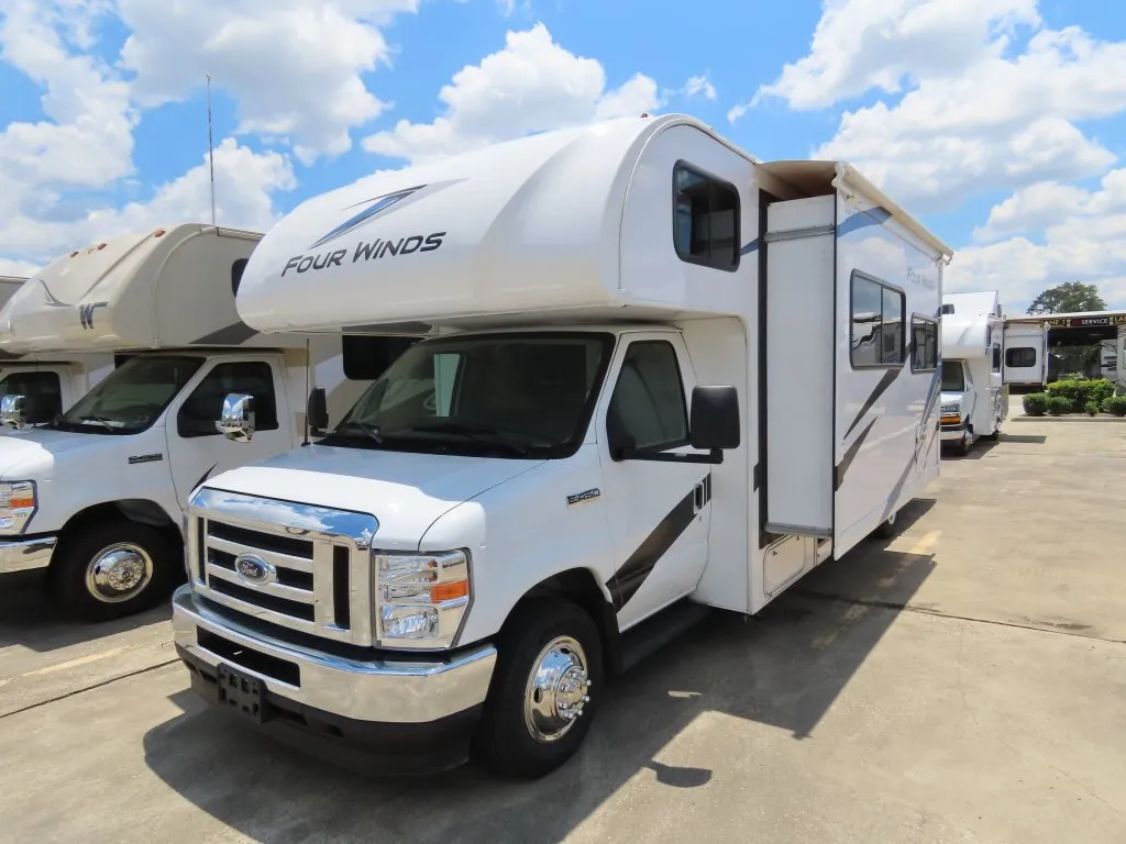 2025 Thor Motor Coach Four Winds 28Z - Photo 3