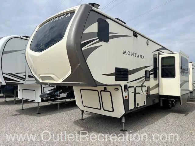 2018 Keystone Montana 3820FK - Main photo
