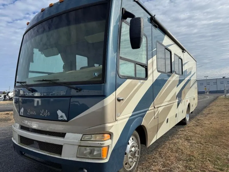 2007 National RV Sea Breeze 32B - Photo 3
