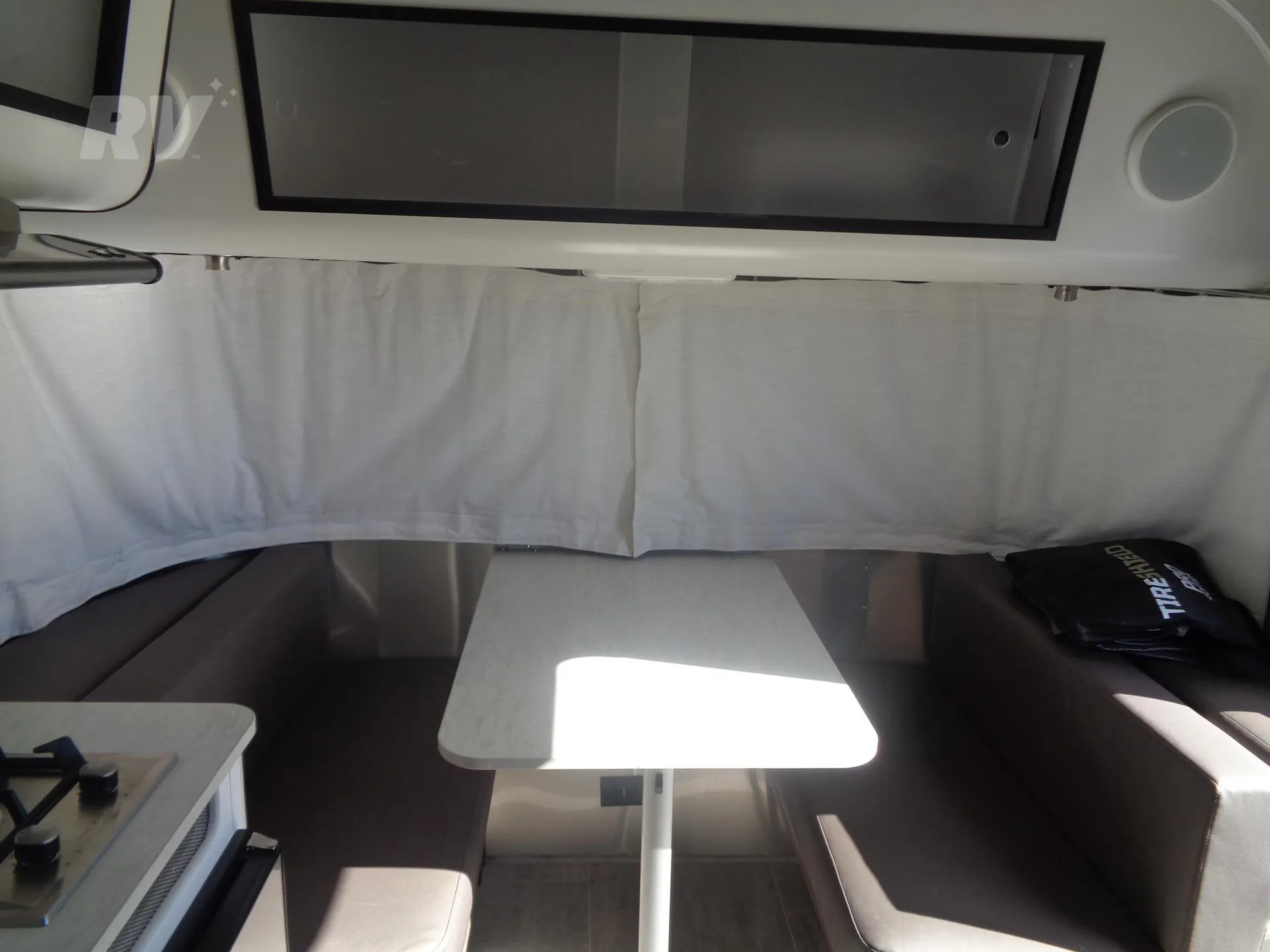 2020 Airstream Caravel 16RB - Photo 4
