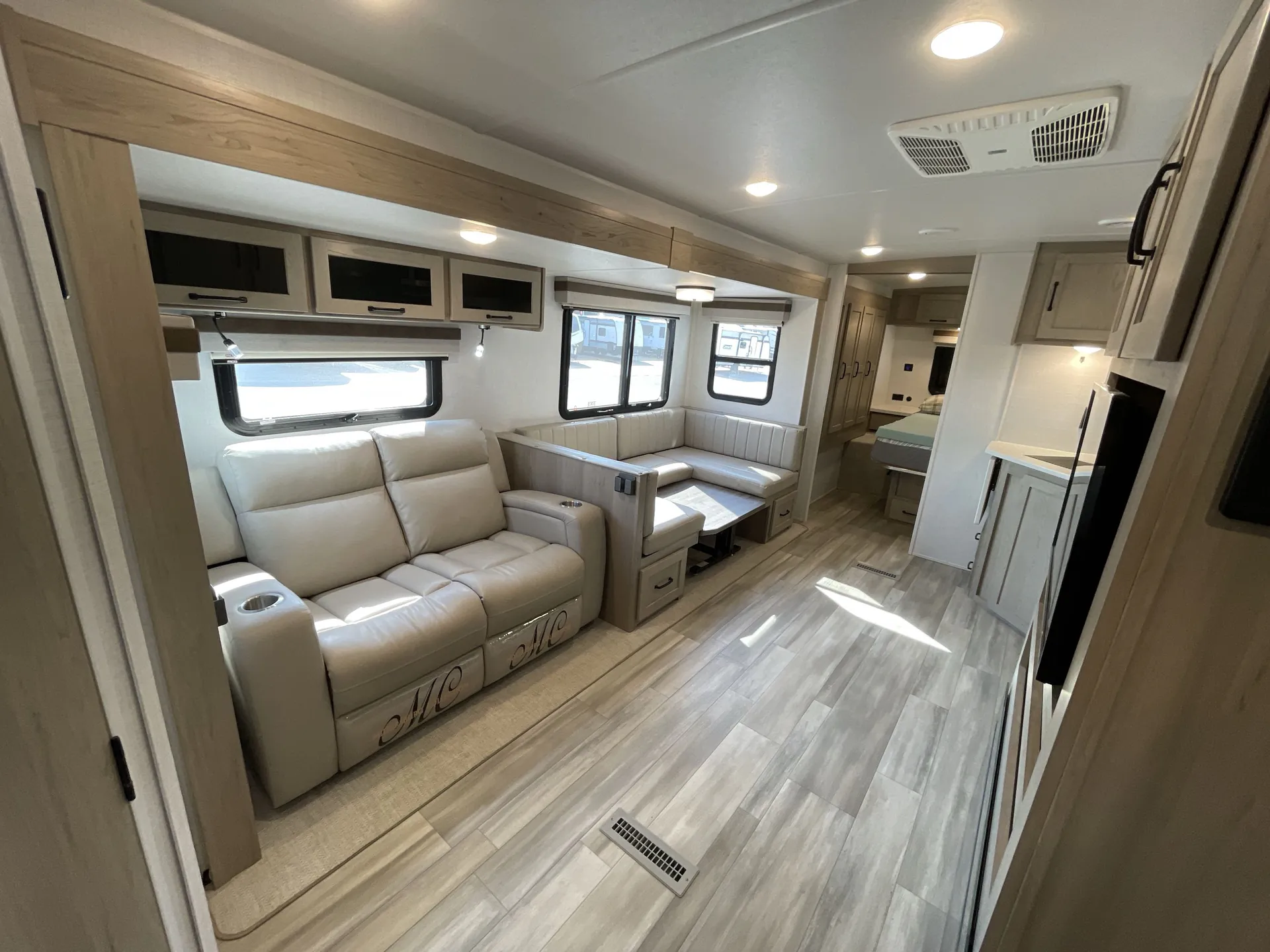 2024 Forest River Rockwood Ultra Lite 2706WS — living area main