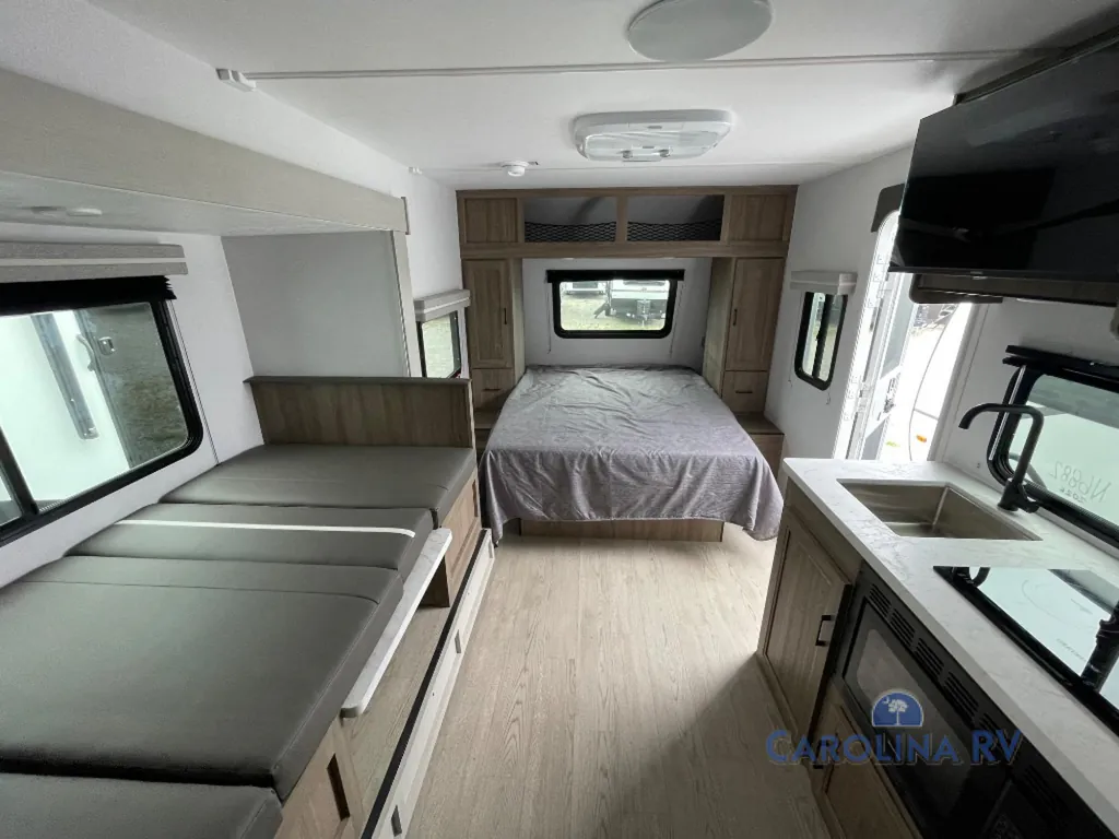 2026 Coachmen Freedom Express Select 21SE, Photos photo 27