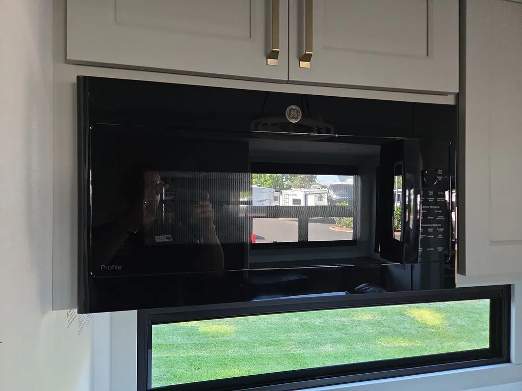 2026 Brinkley Model G 3970, Photos photo 9