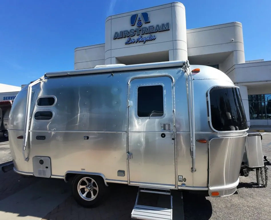 2025 Airstream REI Special Edition 20X - Photo 4