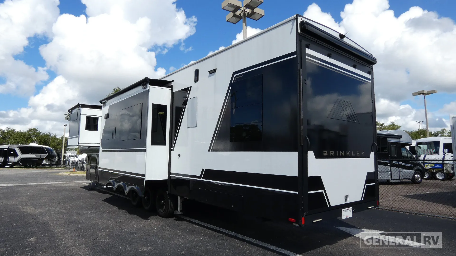 2026 Brinkley Model G 4150 - Photo 4