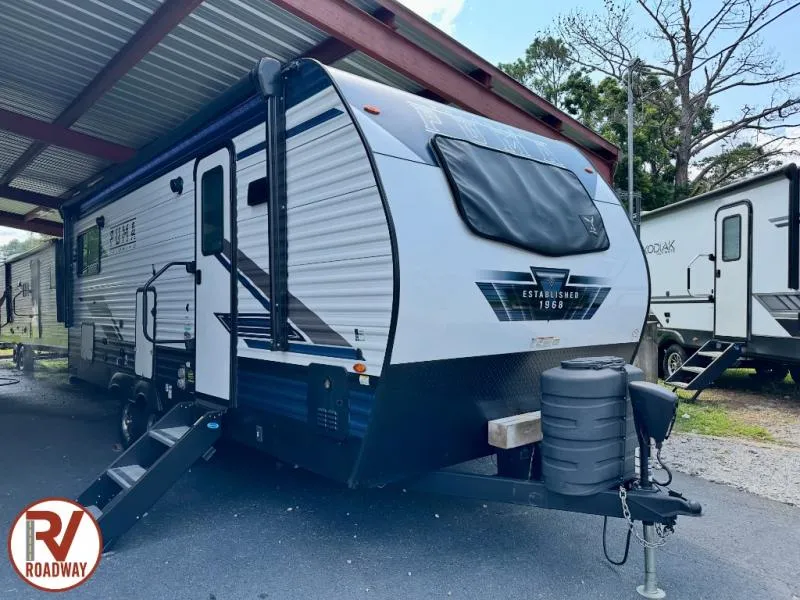 2024 Palomino Puma 22FKQ - Photo 2