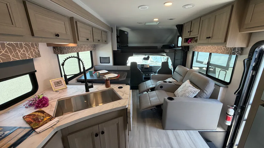 2026 Forest River Sunseeker 3050S, Photos photo 24