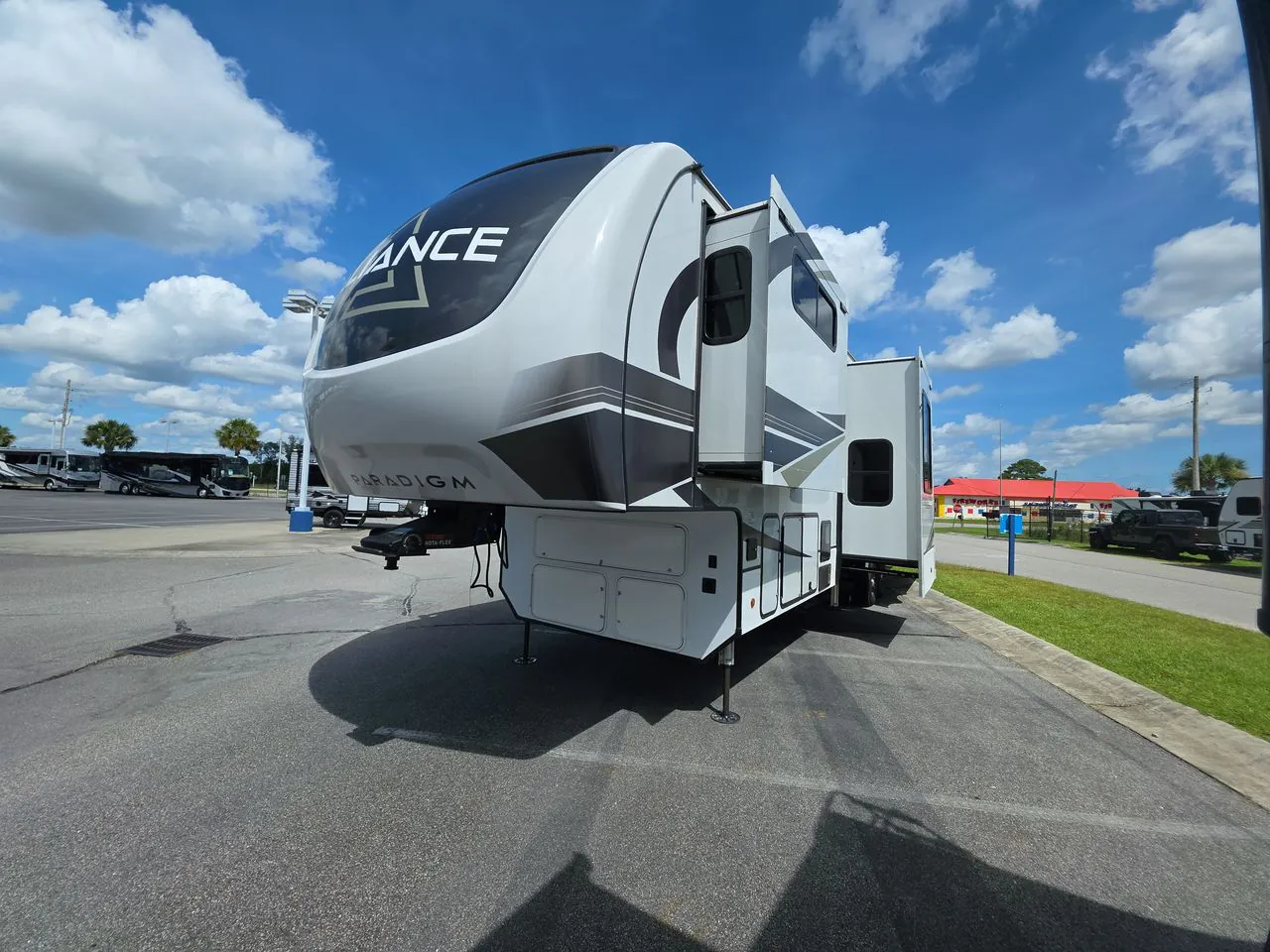 2024 Alliance RV Paradigm 380MP - Photo 4