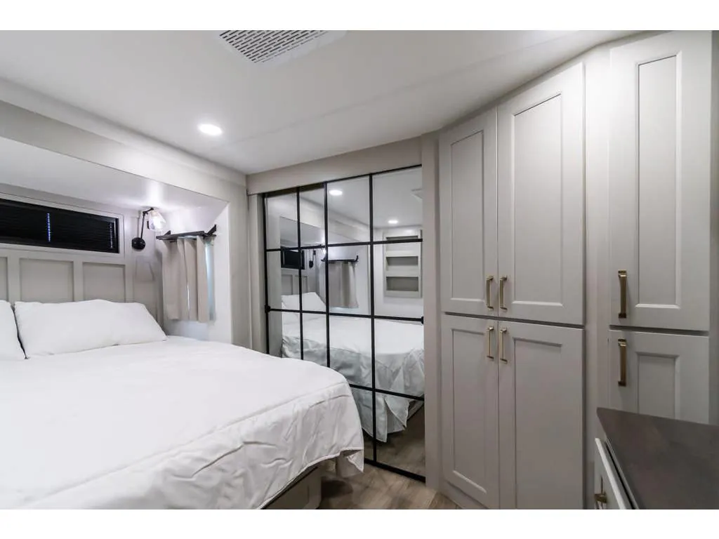 2025 Brinkley Model G 3500, Photos photo 41