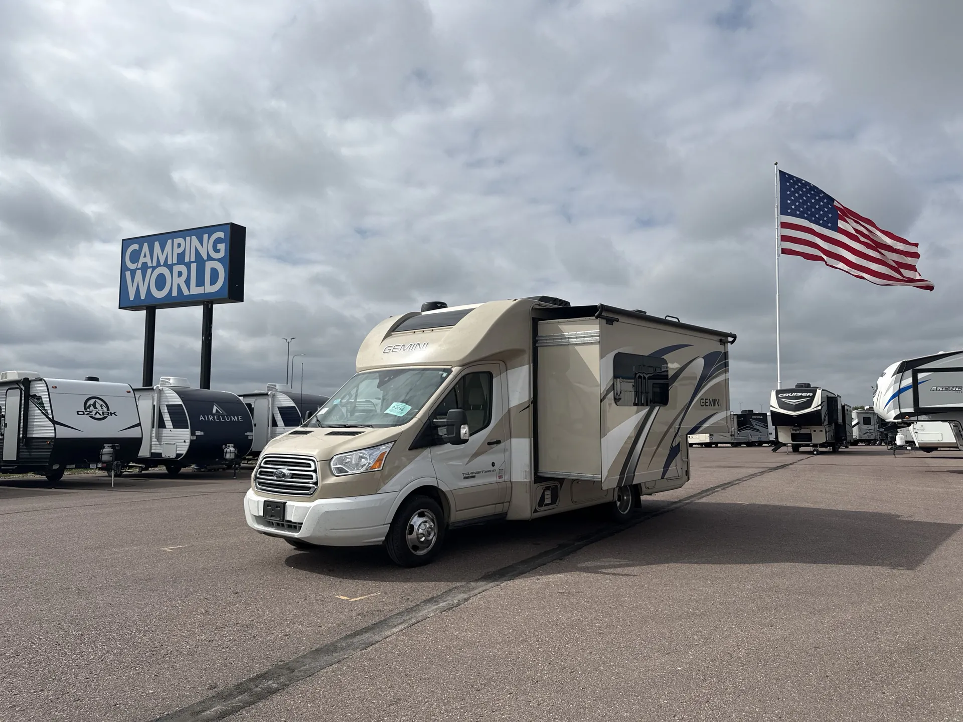 2020 Thor Motor Coach Gemini 23TW - Photo 2