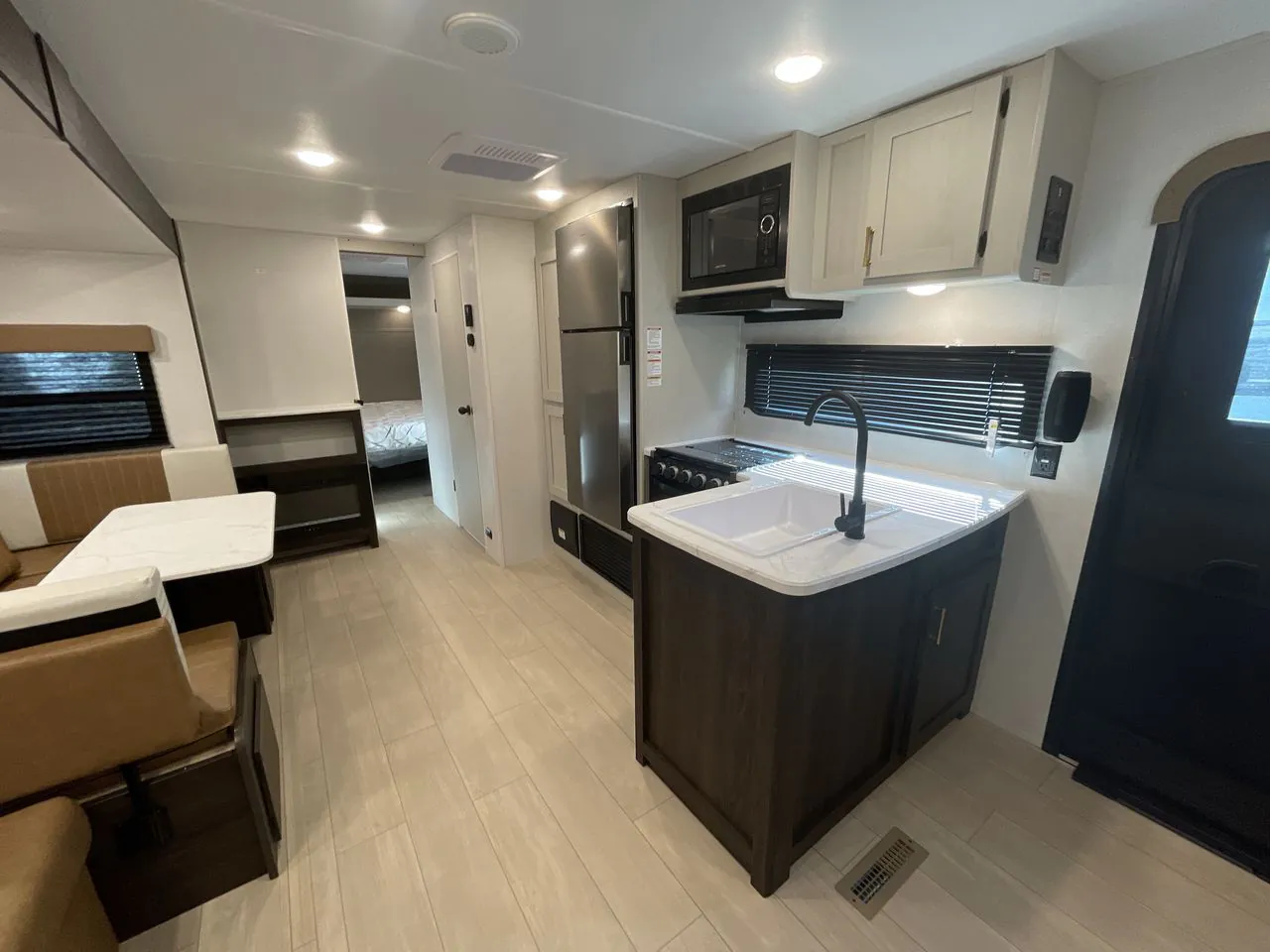 2026 CrossRoads Zinger 260RL - Photo 4