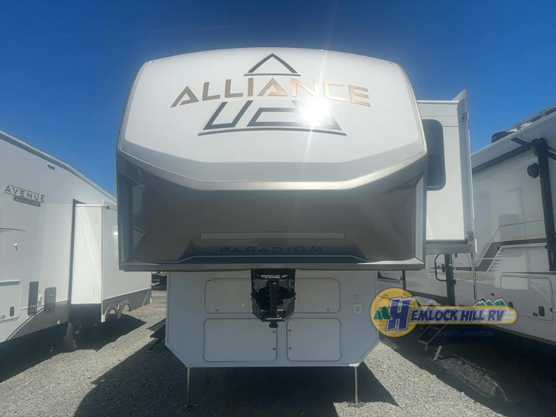 2026 Alliance RV Paradigm 312RK - Photo 4