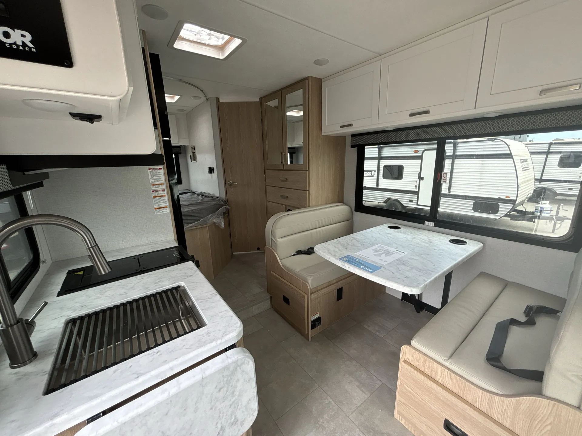 2026 Thor Motor Coach Freedom Elite 21HE — living area main